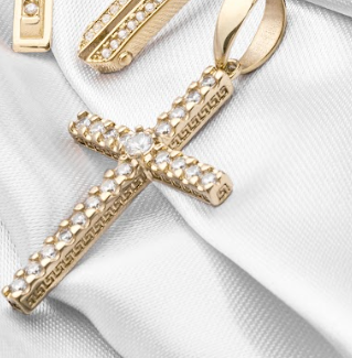 Dije Cruz diamantada