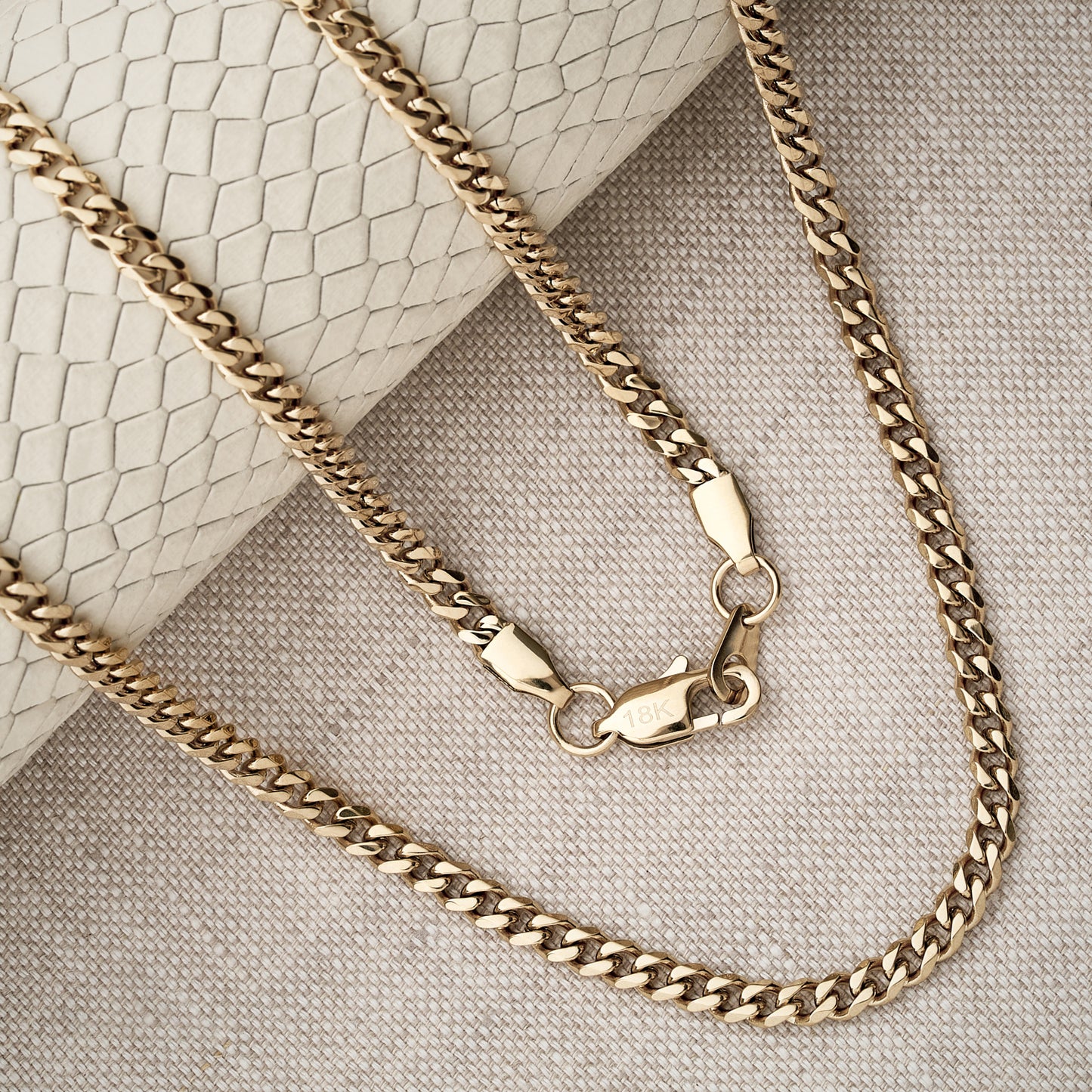 Cadena Cubana Hombre