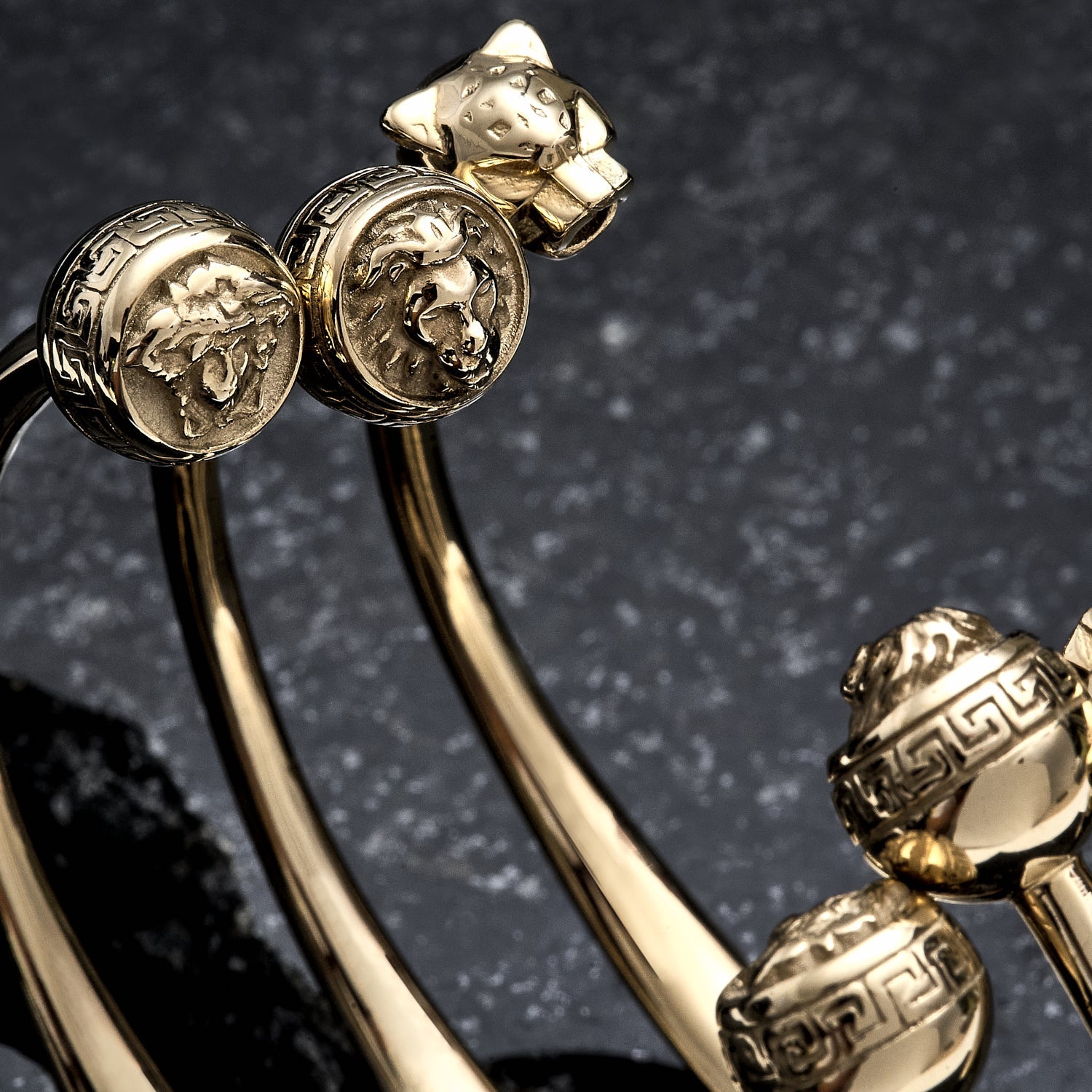 Brazalete En Oro Lamindo