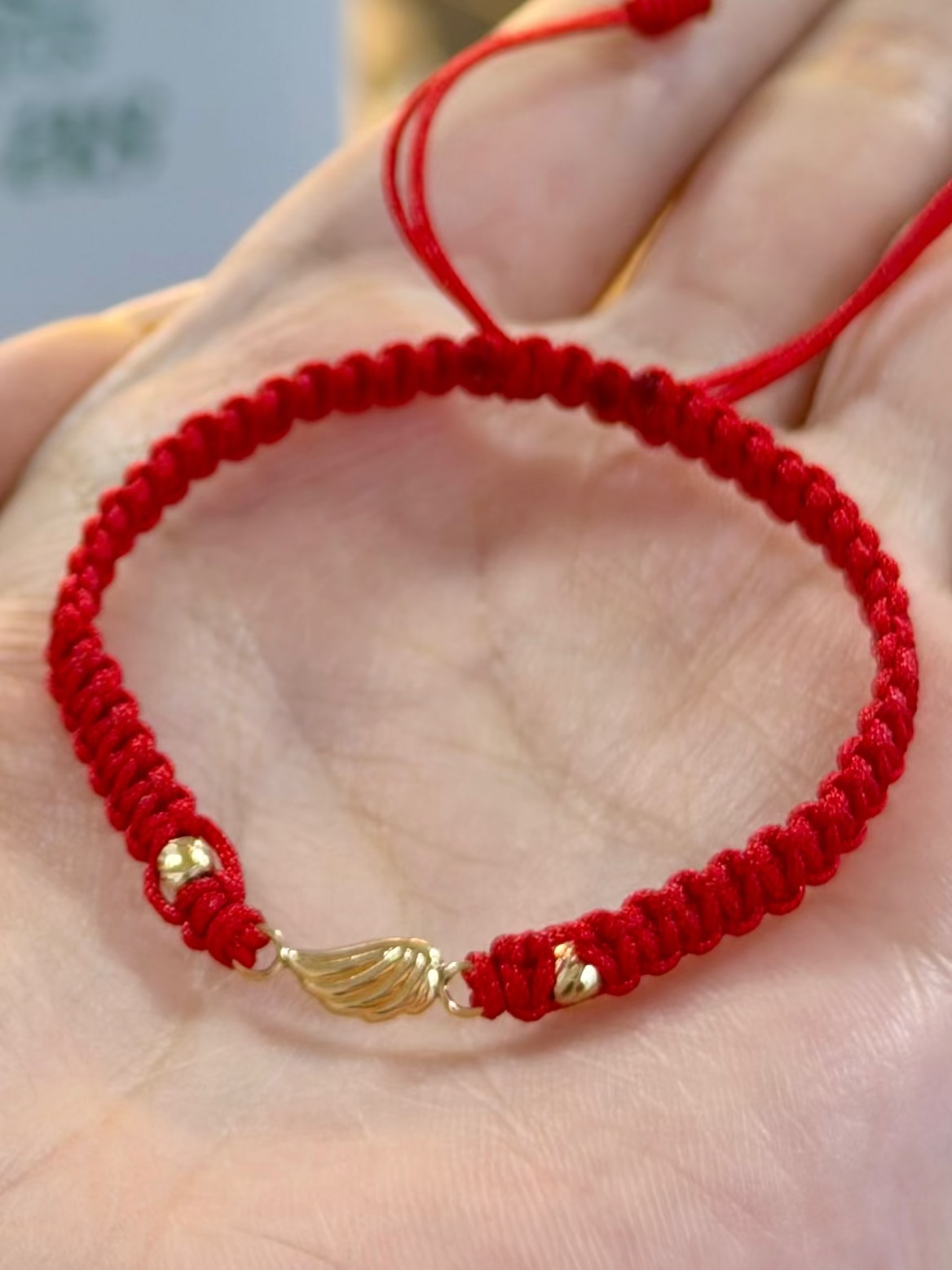 Manilla con 2 balin diamantado #3 y herraje ala Oro 18k