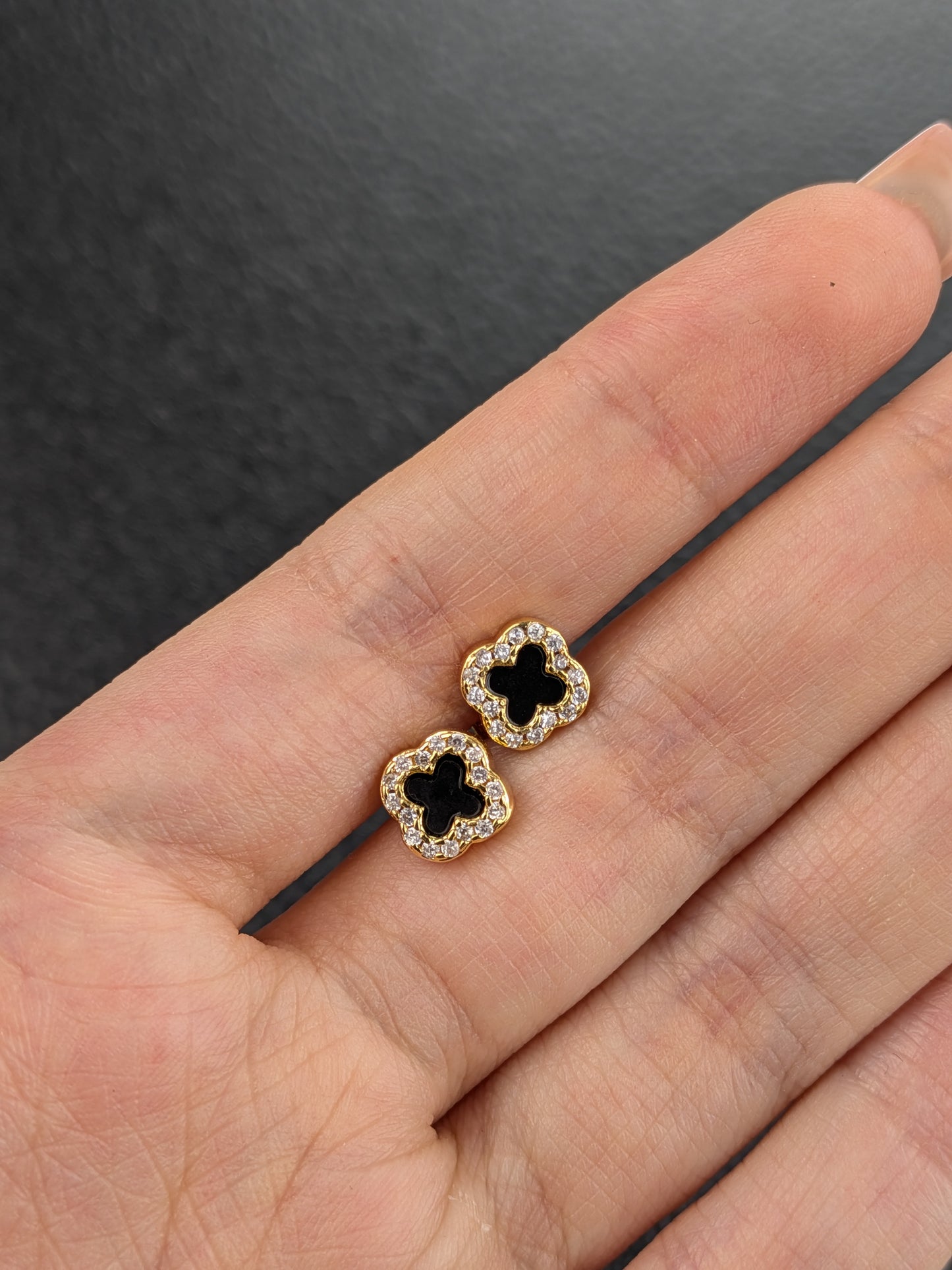 Arete Trébol Borde Circón