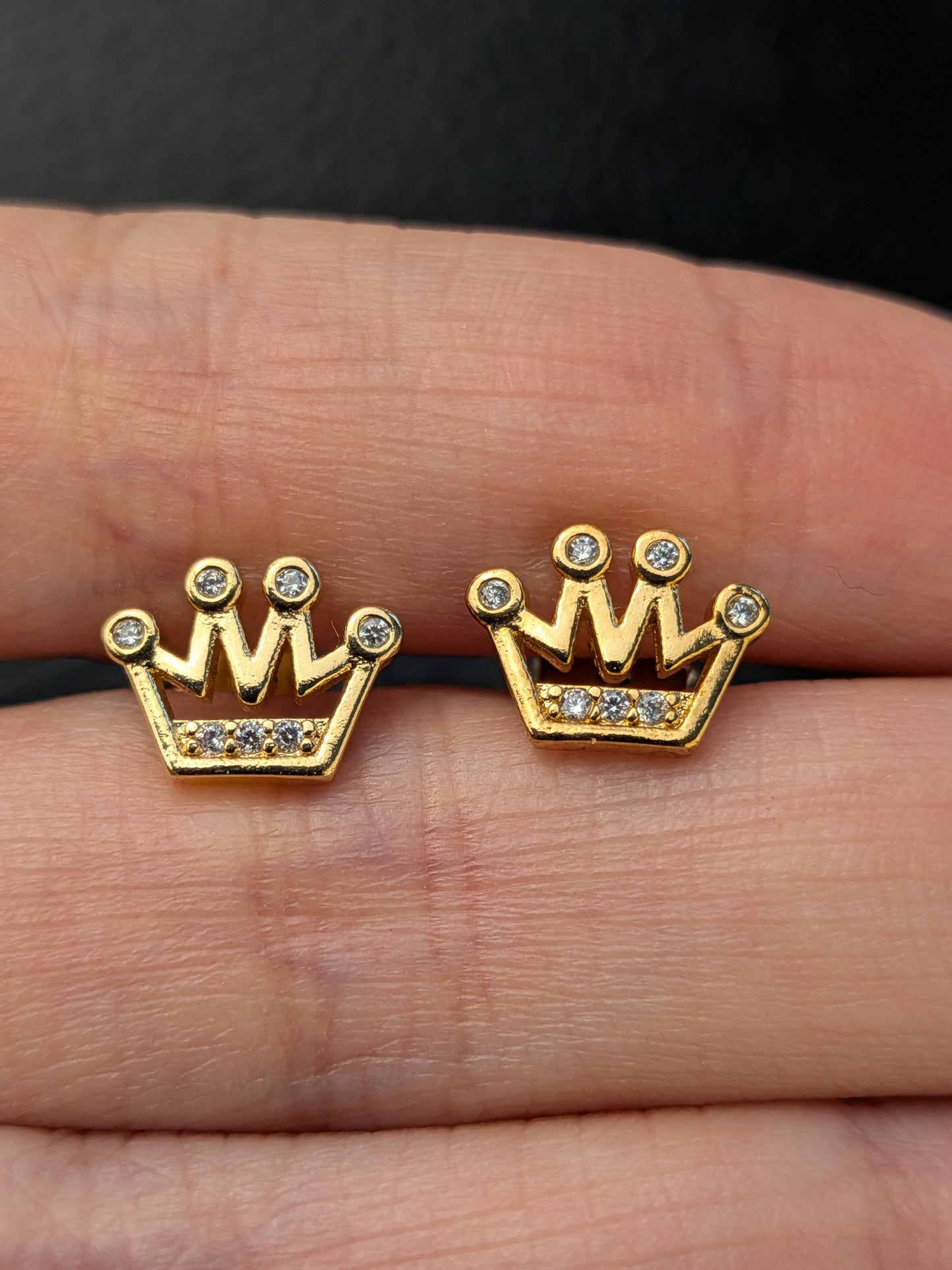Arete Corona Oro laminado