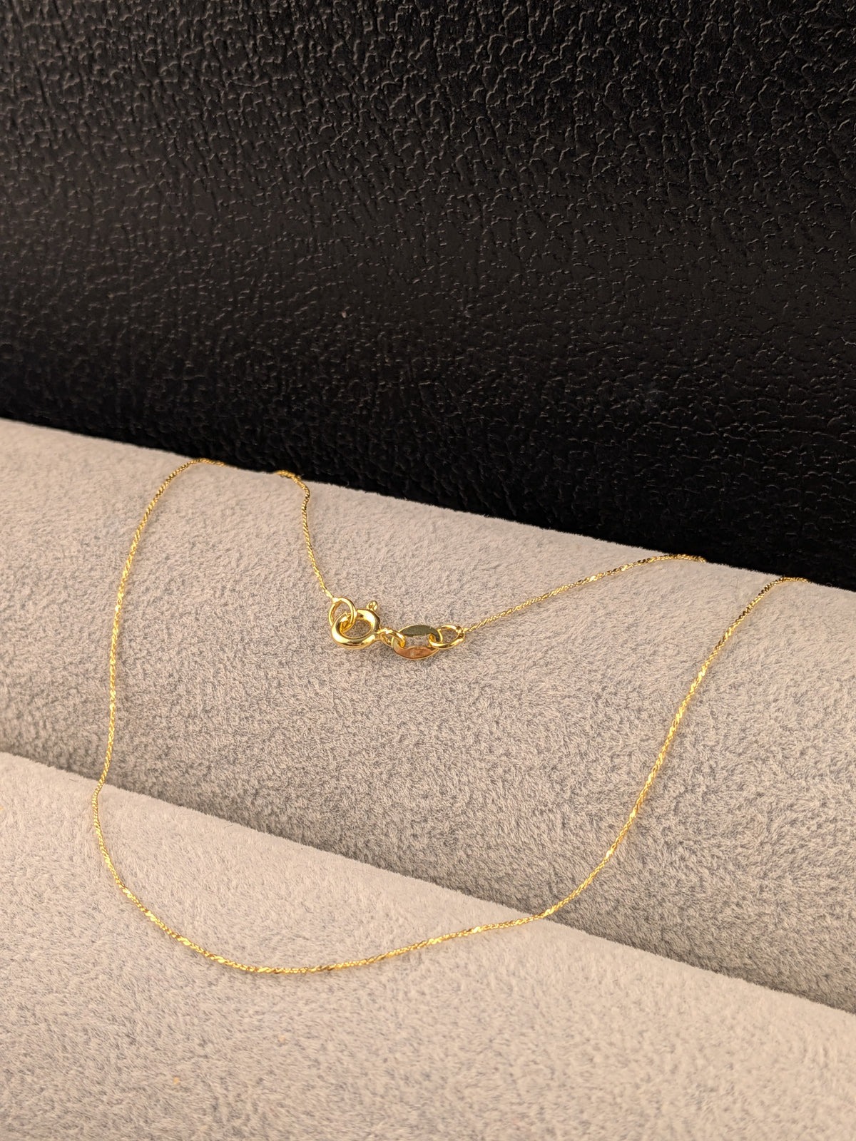 Cadena Entorchada mujer