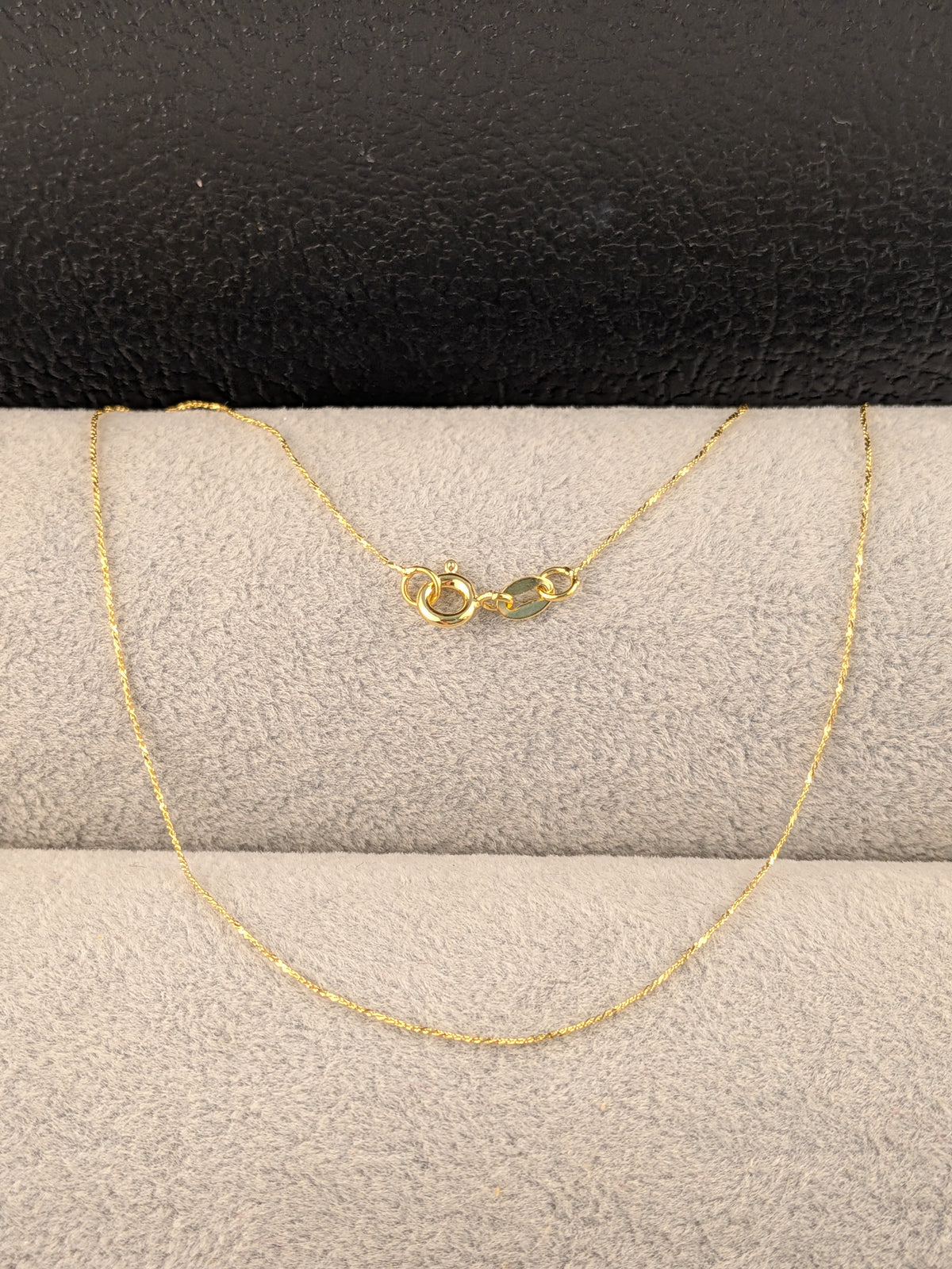 Cadena Entorchada mujer