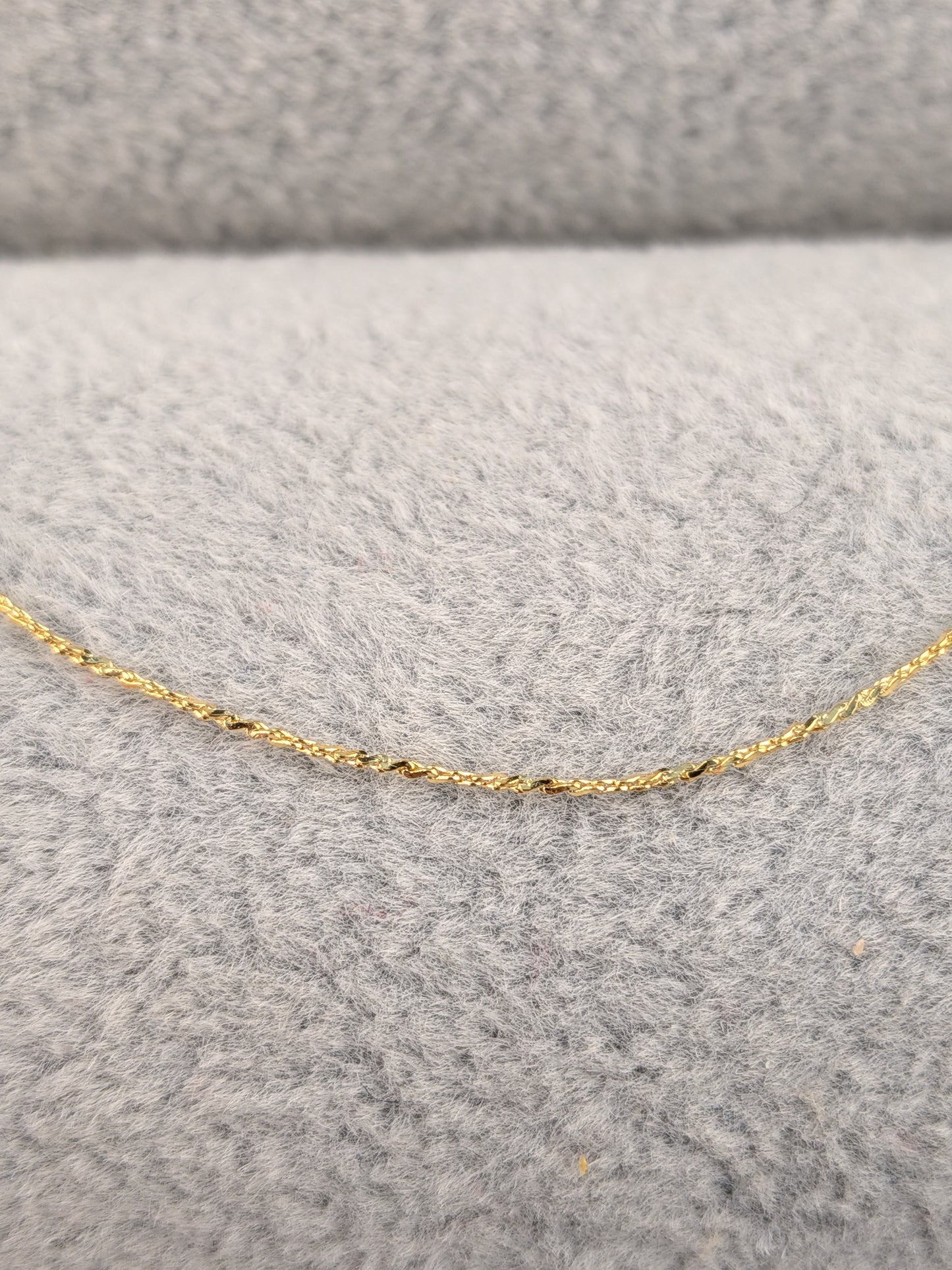 Cadena Entorchada mujer