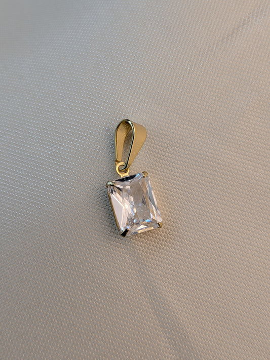 Dije Rectangular Zirconia