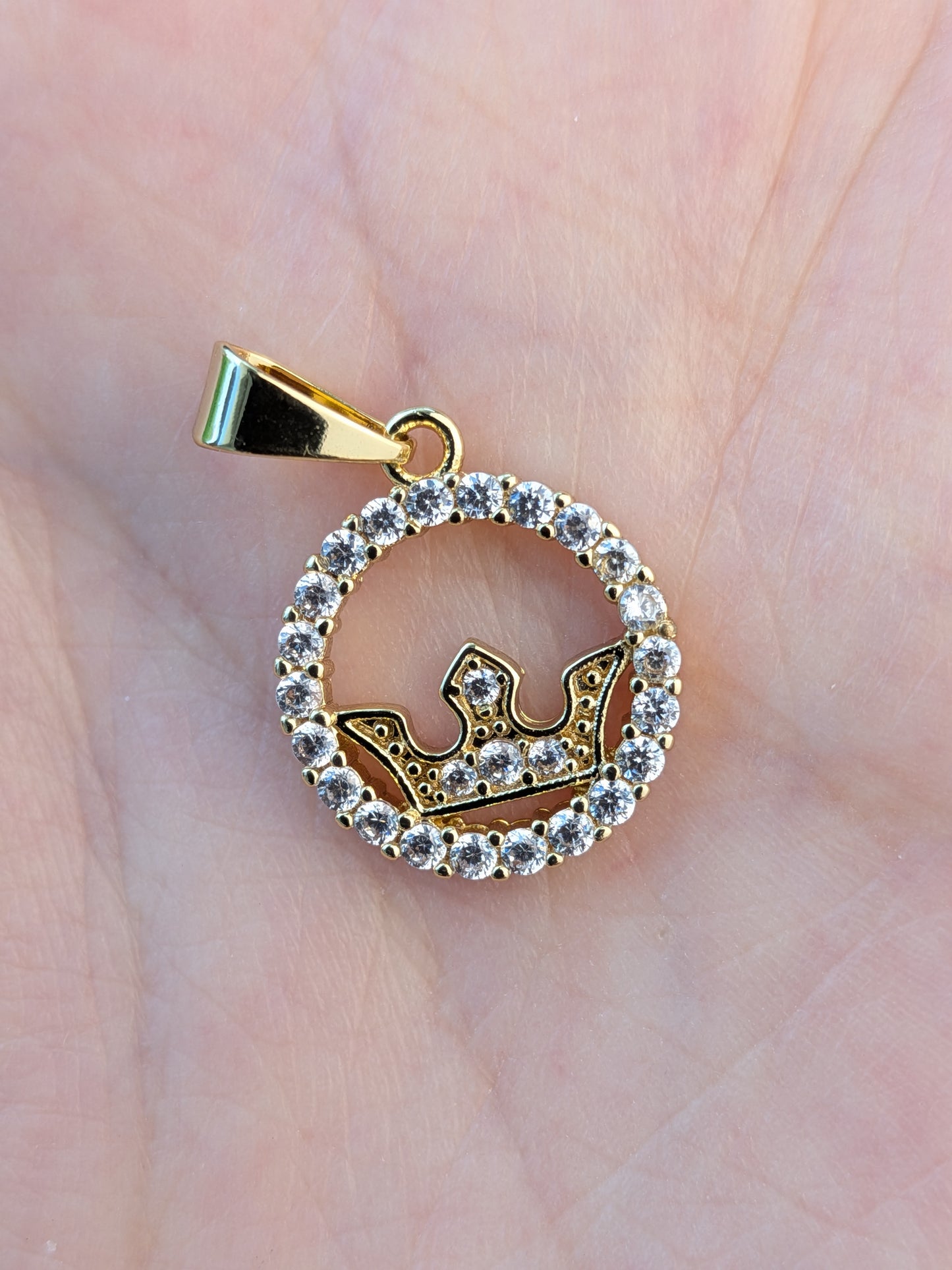 Dije Círculo Corona Circones