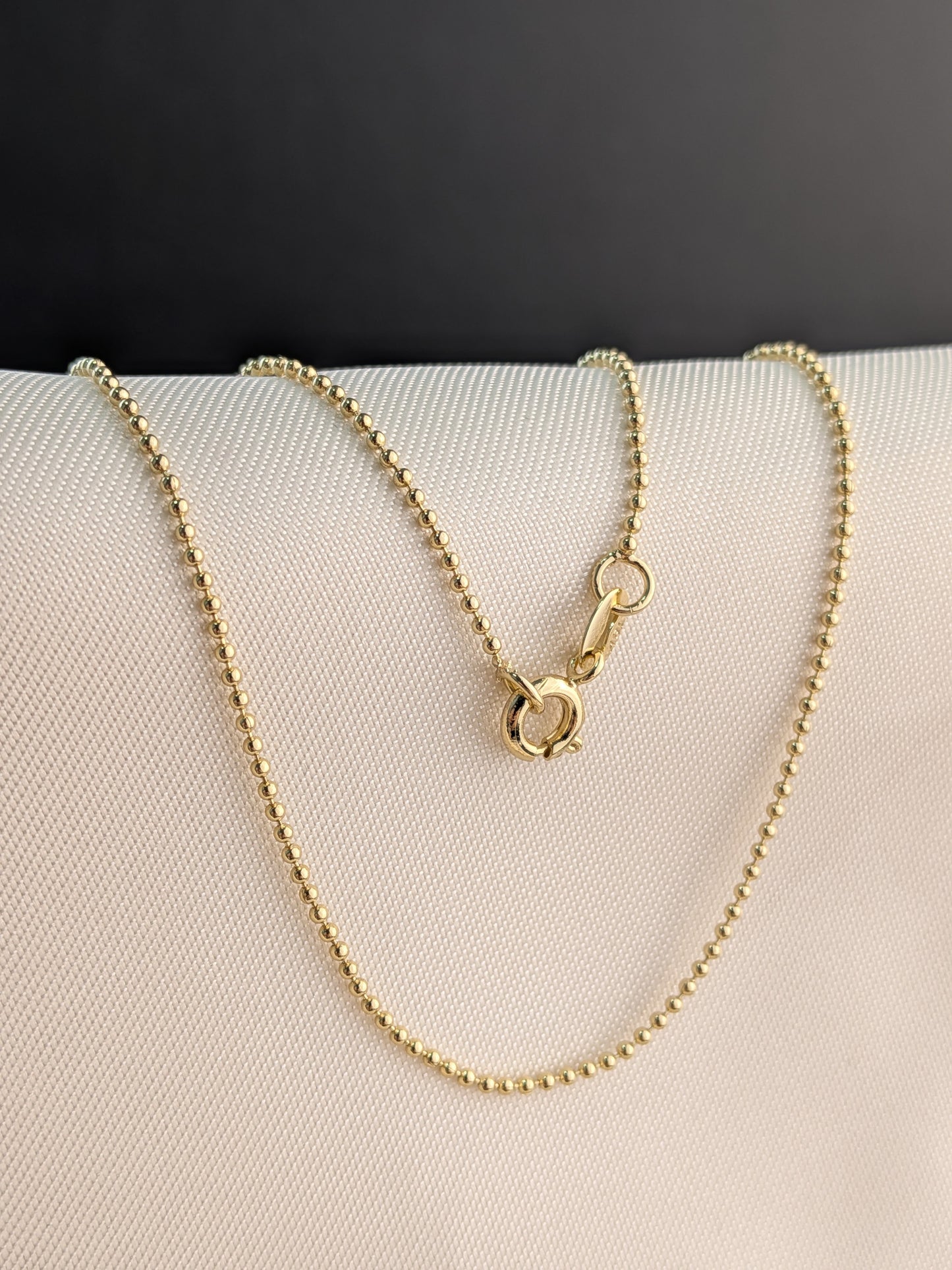 Cadena Militar Mujer