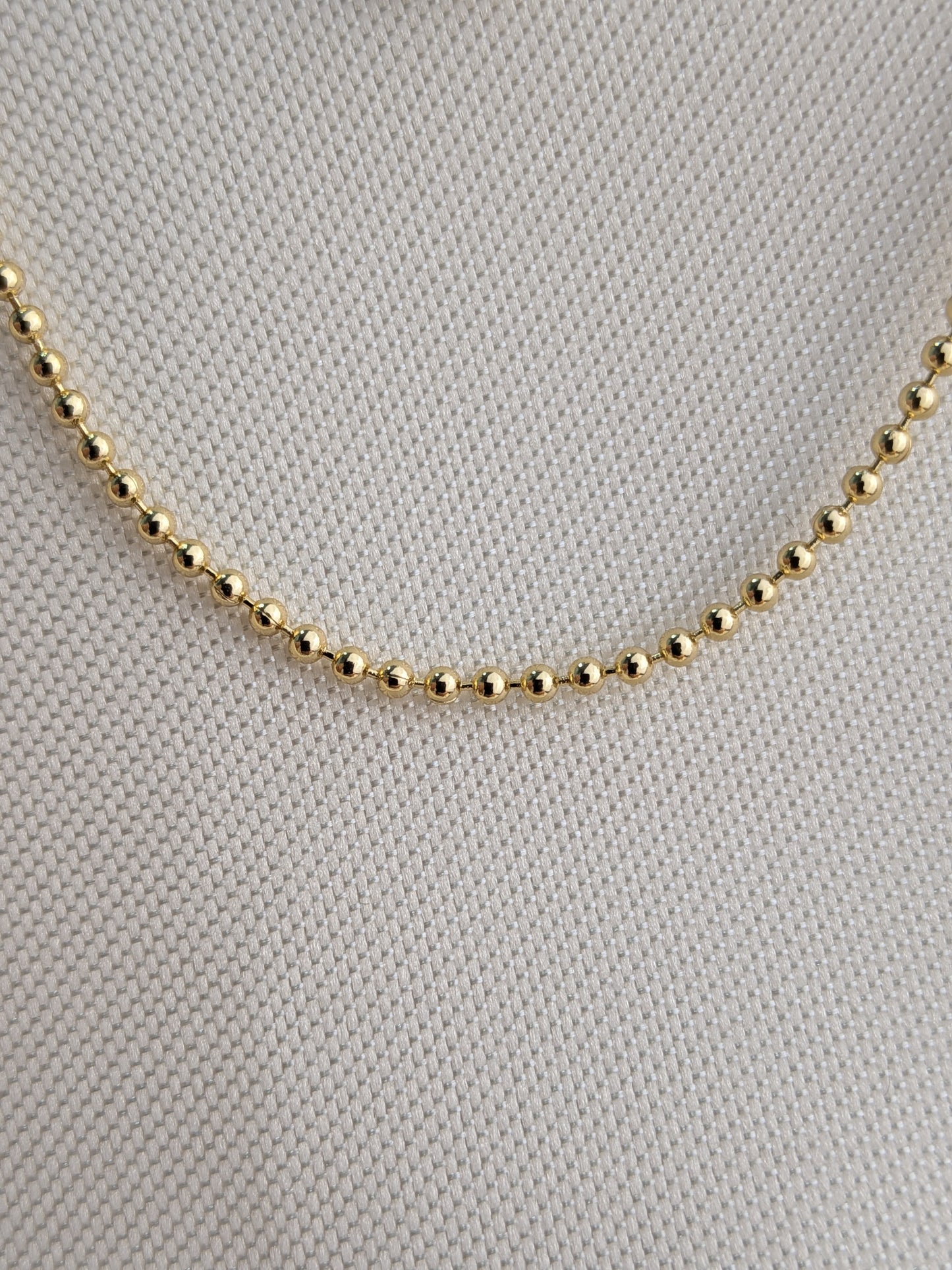 Cadena Militar Mujer
