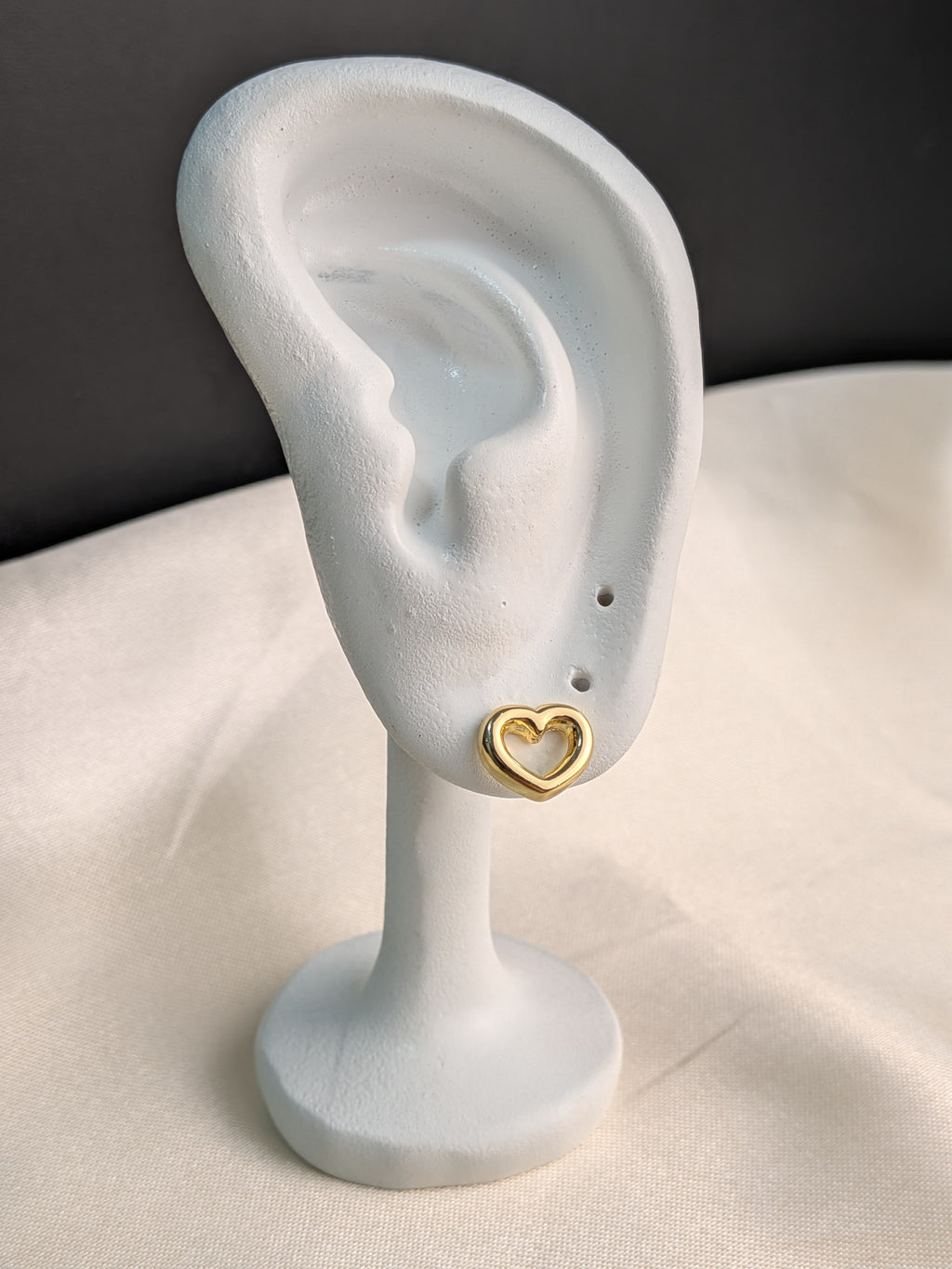Arete Corazón Troquel Oro Laminado