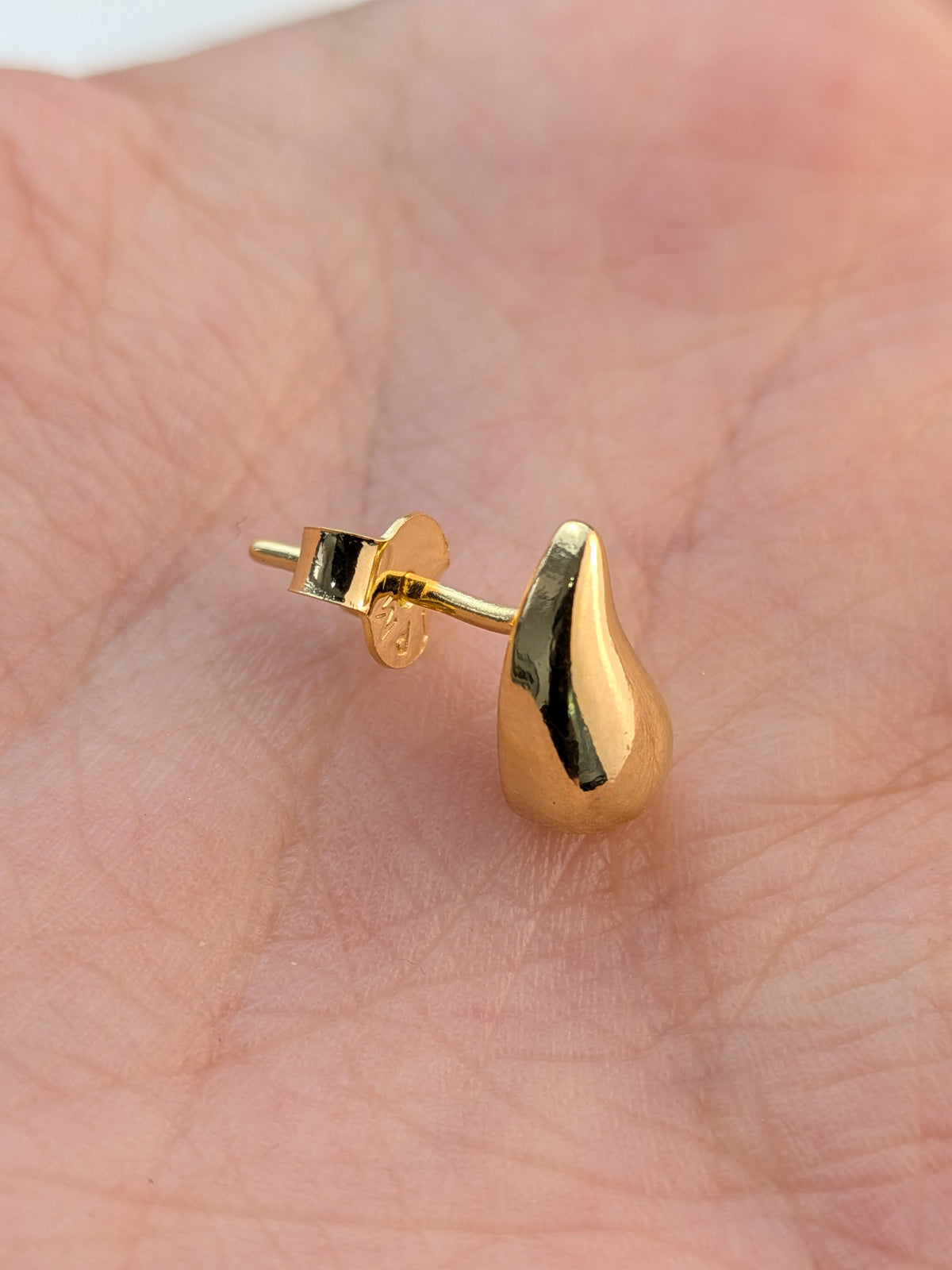 Arete Gota Lisa 6x10mm